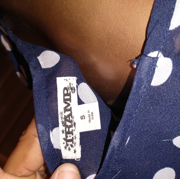 Navy blue and white polka dot sleeveless top - Picture 4 of 6